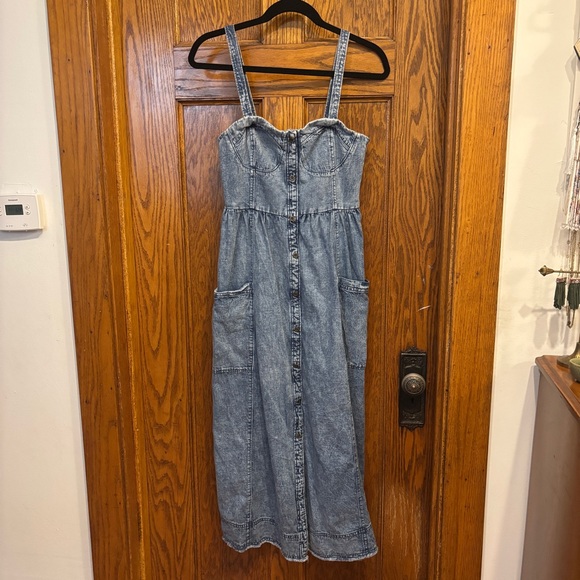 Pilcro Seamed Denim Midi Dress, Size 2 - Picture 2 of 9
